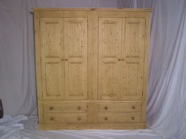 Gent's Kingsize Wardrobe